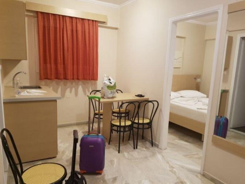 Happyland Hotel Apartments Nydri  Bagian luar foto
