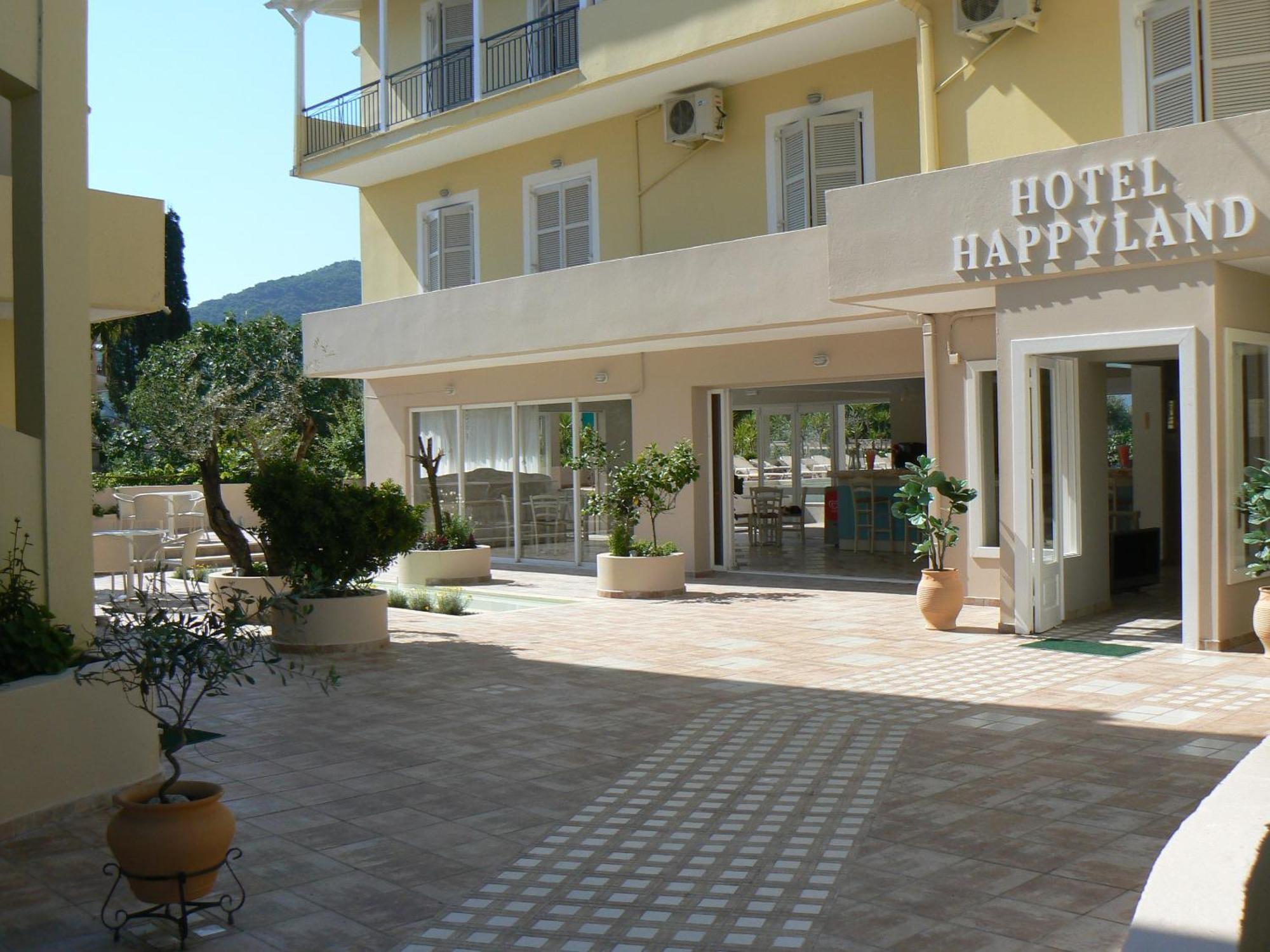 Happyland Hotel Apartments Nydri  Bagian luar foto