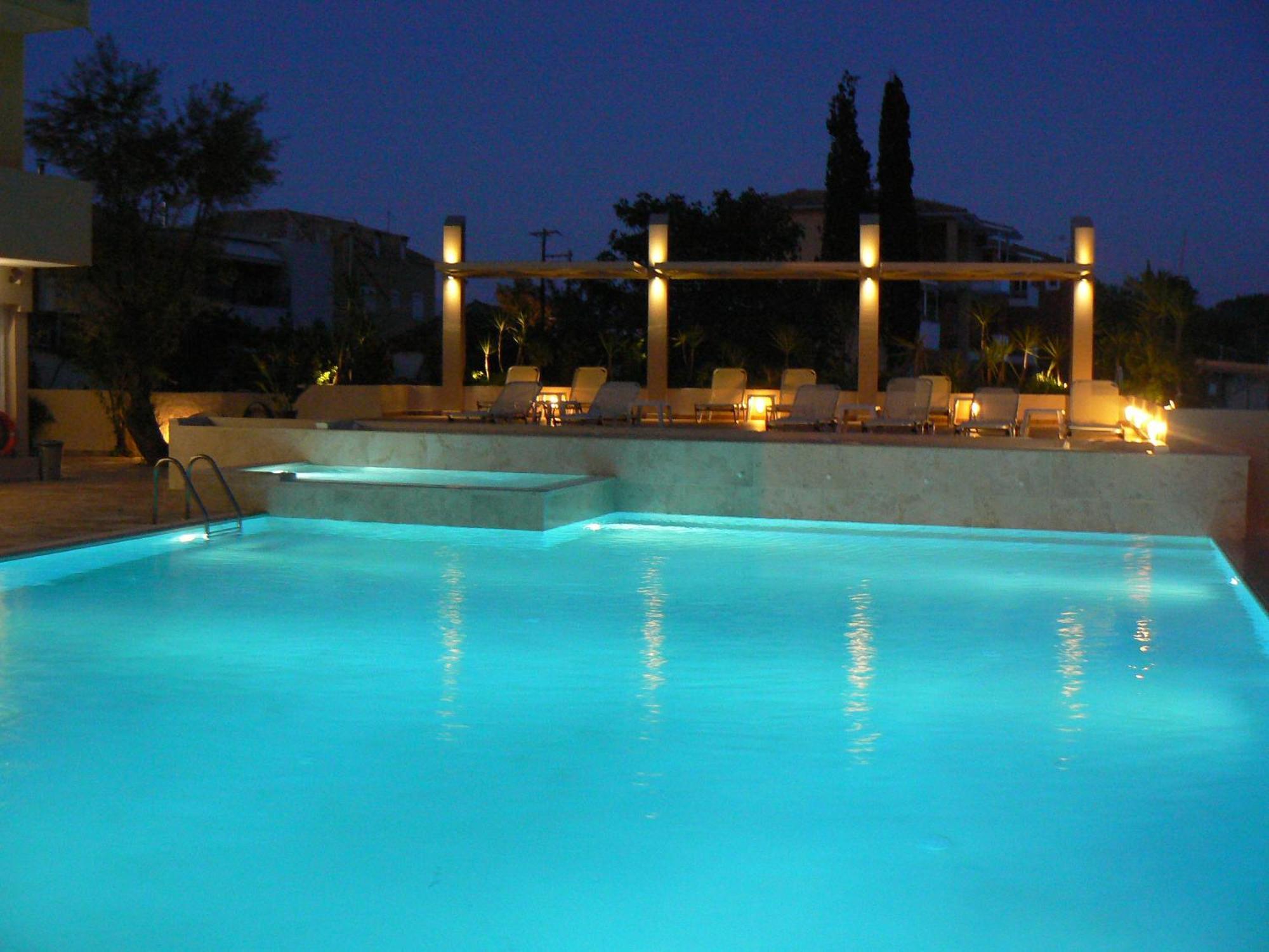 Happyland Hotel Apartments Nydri  Bagian luar foto