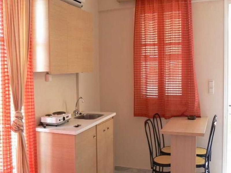 Happyland Hotel Apartments Nydri  Bagian luar foto